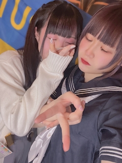 めい、🌱🍒　Loose sock「︎︎                                                                             ︎︎」