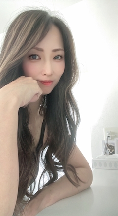 プロフィール写真5・🫧🦋橘　れいか🦋🫧｜Mrs.CAFE～離宮～・ミセスカフェ リキュウ - 名古屋 錦の熟女パブ/熟女キャバクラ