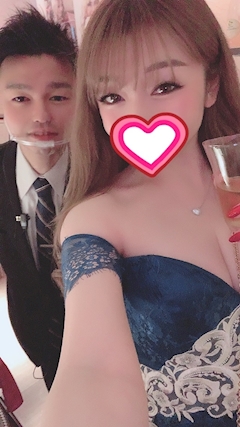 愛川 ゆず「今日も出勤😎💙」