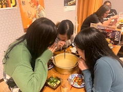 🪆山形のこけし🪆「桶を飲み合った仲」