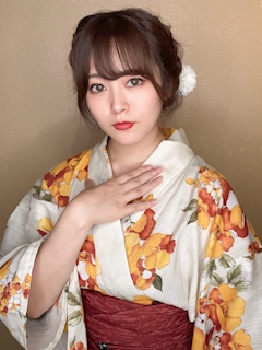 プロフィール写真7・いぶき【池袋チェリッシュ】｜GIRLS DINNING BAR Cherish・ガールズダイニングバーチェリッシュ - 池袋東口のガールズバー