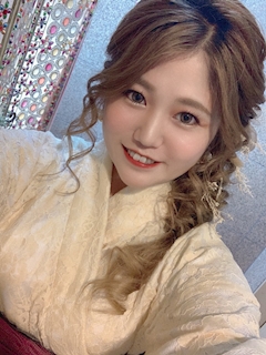 ミユ「少し連絡取れなくなります、、🥺🥲」