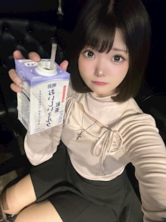 プロフィール写真3・かな|Bar Color・カラー - 中洲のガールズバー