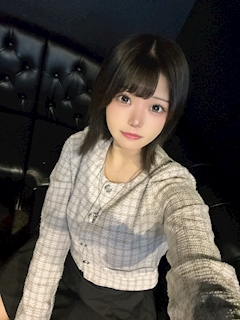 プロフィール写真4・かな|Bar Color・カラー - 中洲のガールズバー