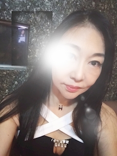 プロフィール写真5・みか｜DESPERATE・デスパレート - 名古屋 金山の熟女パブ/熟女キャバクラ
