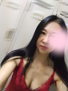 プロフィール写真2・みか｜DESPERATE・デスパレート - 名古屋 金山の熟女パブ/熟女キャバクラ