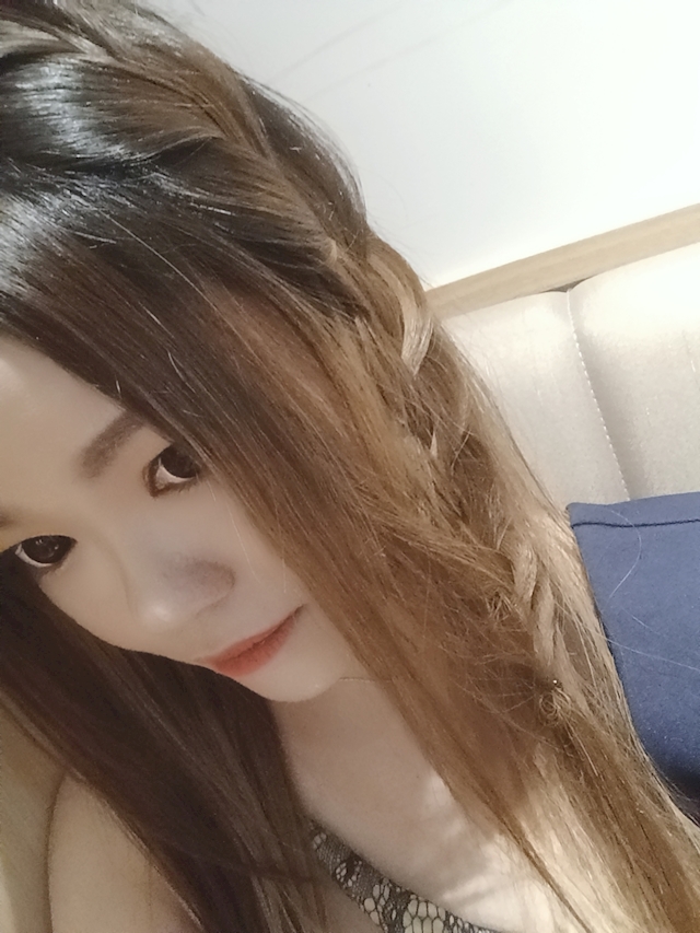 プロフィール写真5・喜屋武 えりな｜