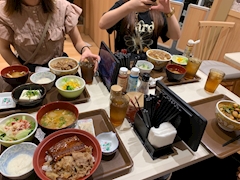 まゆか【新橋JJ自由時間】「🖤🚲昔は月１必ず美容院行ってたけど２ヶ月に１回で良いかも🚲🖤」