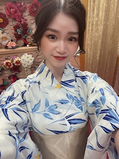 プロフィール写真27・王華 りょう｜ガールズバー・リッチ金山