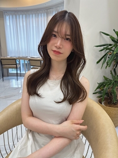 プロフィール写真2・王華 りょう|RICH 金山・リッチカナヤマ - 名古屋 金山のガールズバー