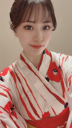 プロフィール写真8・宮沢もも｜CLUB美南・クラブミナミ - 池袋西口のクラブ/ラウンジ