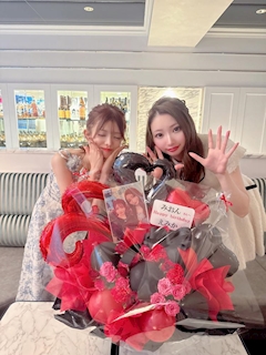 美音「秋ですねっ」