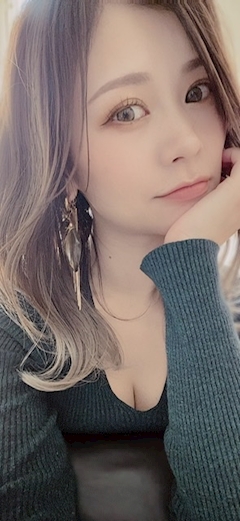 愛原 咲菜「自撮りが一番詐欺れますよね←」