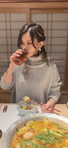 愛原 咲菜「11月もよろしくお願いします♥」