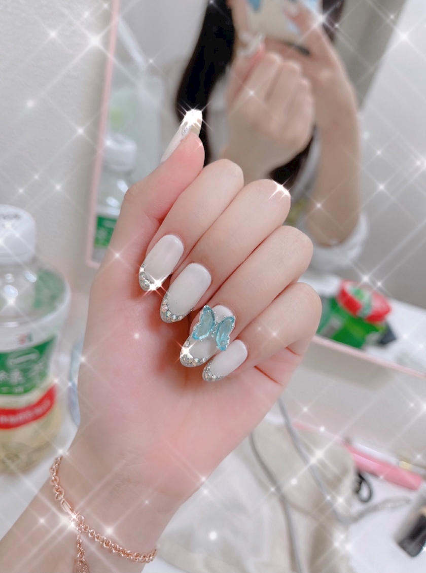 ぎゃんかわです ちゃい Girls Lounge Az アズ 名古屋 錦のガールズバー ポケパラ