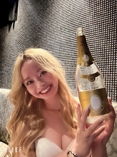 プロフィール写真4・みくり｜楽GAKU 金山本店・ガク - 名古屋 金山の熟女パブ/熟女キャバクラ