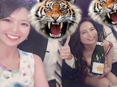 ありさ🌙ATHENA「パーティー🥳」