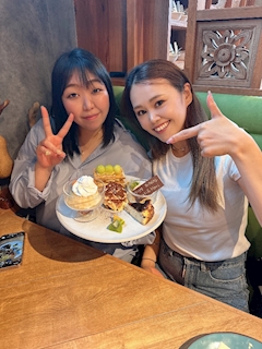 まり「元IZMメンバー集合㌥(ง ˙˘˙ )ว㌥」