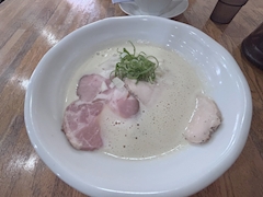 さとみ