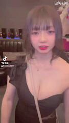 女の子