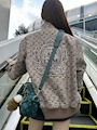 女の子