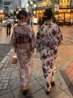める「👘🎀」