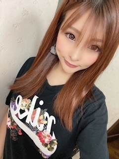プロフィール写真6・りえ｜ユグドラシル - 名古屋 金山のガールズバー