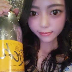 さな「はっぴーばーすでい💕🎂🎉」