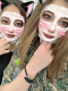Emi「🦋🦋🦋」