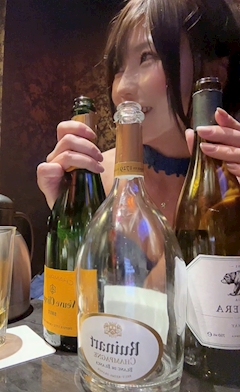 プロフィール写真3・みなみ あざと🚤🎰 🀄️🃏🎲|Mrs.CAFE~離宮~・ミセスカフェ リキュウ - 名古屋 錦の熟女パブ/熟女キャバクラ