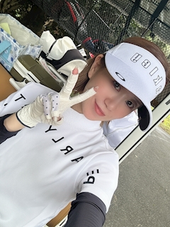 プロフィール写真6・エミ｜熟女キャバクラ　雅・ミヤビ - 広島市（流川）のキャバクラ