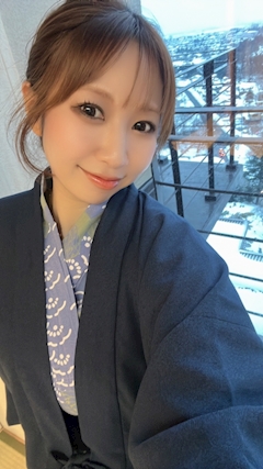 みい