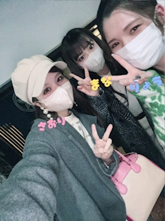 リー・サオリ「🍫バレンタイン私服イベント🥰」