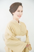 南　里緒