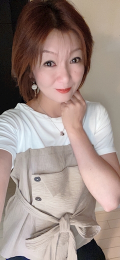 プロフィール写真16・かのこ🐵❤️｜mrs.J 四日市・ミセスジェイ ヨッカイチ - 三重 四日市の熟女パブ/熟女キャバクラ
