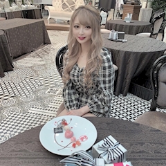 黒咲 茉莉弥「#14 ❤︎ 𝐁𝐚𝐫𝐛𝐢𝐞 のランチ」