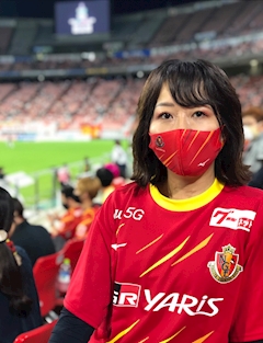 プロフィール写真4・雨宮 そら|LOUNGE kaos・カオス - 名古屋 錦のクラブ/ラウンジ