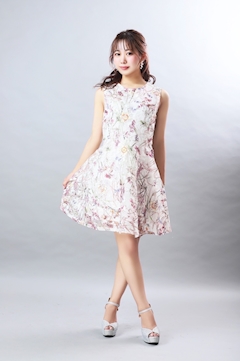 プロフィール写真6・あず｜金山 ガールズバー・ユグドラシル