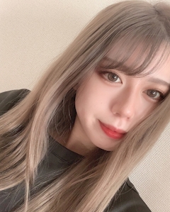 プロフィール写真4・まき|フェスティバル なんば本店 - 難波中のガールズバー