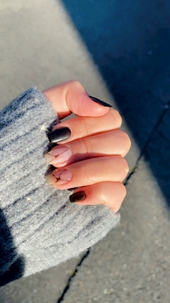 さやか「ネイル💅」