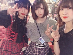 つむぎ「出勤してます✨」