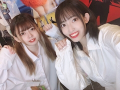 こはる「出勤してます！彼シャツday♡♡♡」