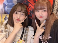 ゆな「出勤してます٩(*´꒳`*)۶」