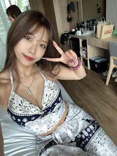 プロフィール写真1・misaki｜Girls Bar pure・ピュア - 府中のガールズバー