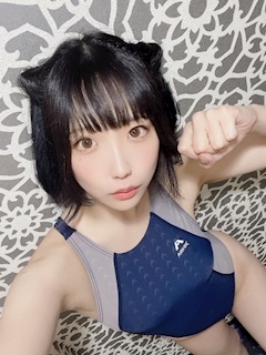 プロフィール写真4・いちか｜競泳水着カフェHEAVEN・ヘブン - 新橋のコンカフェ