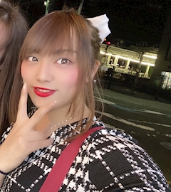 ✨ひかり✨元アイドル❤️「きたよ！土曜日(*ˊᵕˋ*)੭ ੈ❤︎飲むぞ💙💚💛💜❤💗💖」