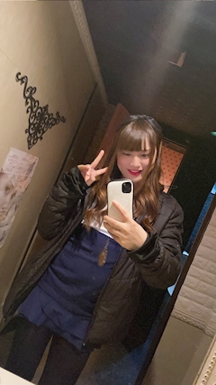 ✨ひかり✨元アイドル❤️「💓💞日曜日も元気にお店フルオープンしました！(*ˊᵕˋ*)੭ ੈ❤︎」