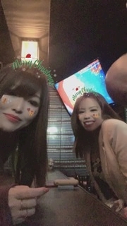 あい「なにか写り込んでる😱」