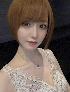 七海 りか「電車通勤」