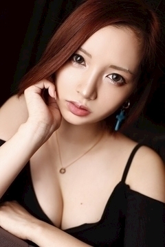 プロフィール写真3・捺加｜LUVES・ルヴェス - 名古屋 錦のキャバクラ